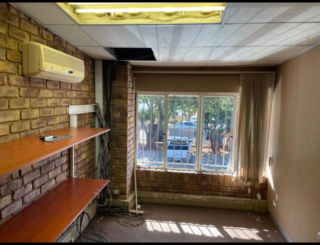 INDUSTRIAL PROPERTY TO RENT IN HENNOPSPARK